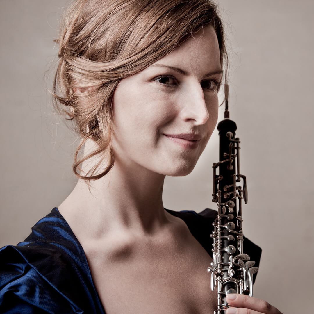 Céline Moinet spielt mit dem Staatsorchester Rheinische Philharmonie bei den Sinfoniekonzerten 2024/25 in der Stadthalle Mülheim