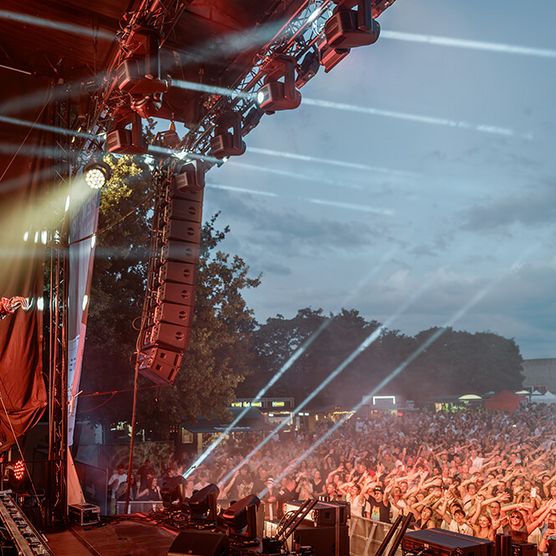 Alle Farben beim MÜLHEIM SUMMER OPEN AIR 2024 (Freitag) im MüGa-Park